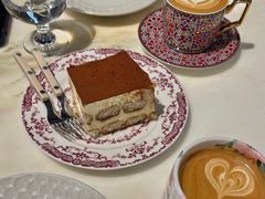 招牌提拉米苏-弗兰克牛排西餐厅 Galla R By Ribone(上海首店)