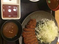 -牛カツ京都勝牛(河原町蛸薬師店)