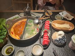 -三出山火锅(南京万象天地店)