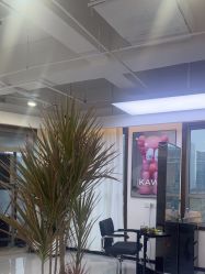 -V7 HAIR SALON