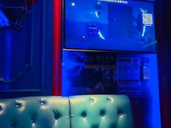 -UK派对KTV(日月广场店)