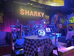 -鲨鱼美式餐厅酒吧Sharky