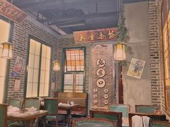-东口码头·烧鸽子·鱼头泡饼·地方菜(金鹰悦城店)