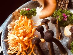 鲜杂菌菇拼盆-捞王锅物料理(凯旋路店)