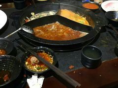 -老房老舍重庆火锅(假日城市店)