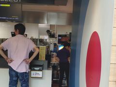 -麦当劳(乳山路店)