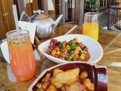 -隔壁老王·家常云南菜(花巷店)