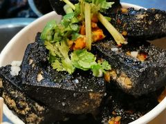 -黑色经典臭豆腐·湖南特产(步行街店)