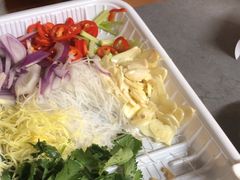 -官塘陈记鱼生·潮汕砂锅粥·牛肉火锅(潮枫路总店)