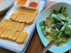 -七步香云南山里菜(昆明老街店)
