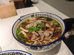 -镇南锅盖面馆(解放路店)