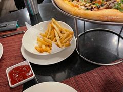 香脆薯条-WOLFGANG PUCK KITCHEN & BAR(迪士尼小镇店)