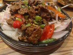 铁板蚝油牛肉-东北人家铁锅炖(鞍山路店)