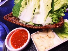 -草家酱蟹炭火烤肉店(珲春南路一店)