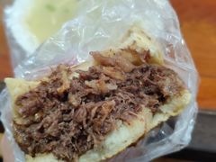 -老西关黄老太牛肉烧饼