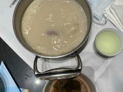 -红鼎豆捞·专注品质海鲜20年(宝丰路店)