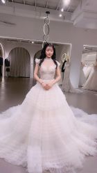 点击看大图 -艾米丽婚纱礼服