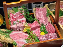 -山川小町·极番烧肉(新地假日广场店)