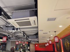 -八合里牛肉火锅(上海世茂广场店)