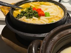 藤椒石锅昂刺鱼-荣小馆(安达仕店)