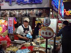 -六合夜市