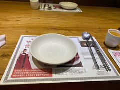 餐具摆设-紫霞门韩国料理烤肉(深南东路店)