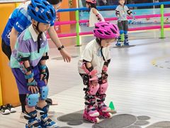 -悦动体能篮球羽毛球网球(三里河店)