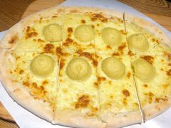 芝士榴莲披萨-LYFATTI 莱芙缇(赣水路店)