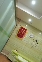 -苗医生专业祛痘·皮肤管理