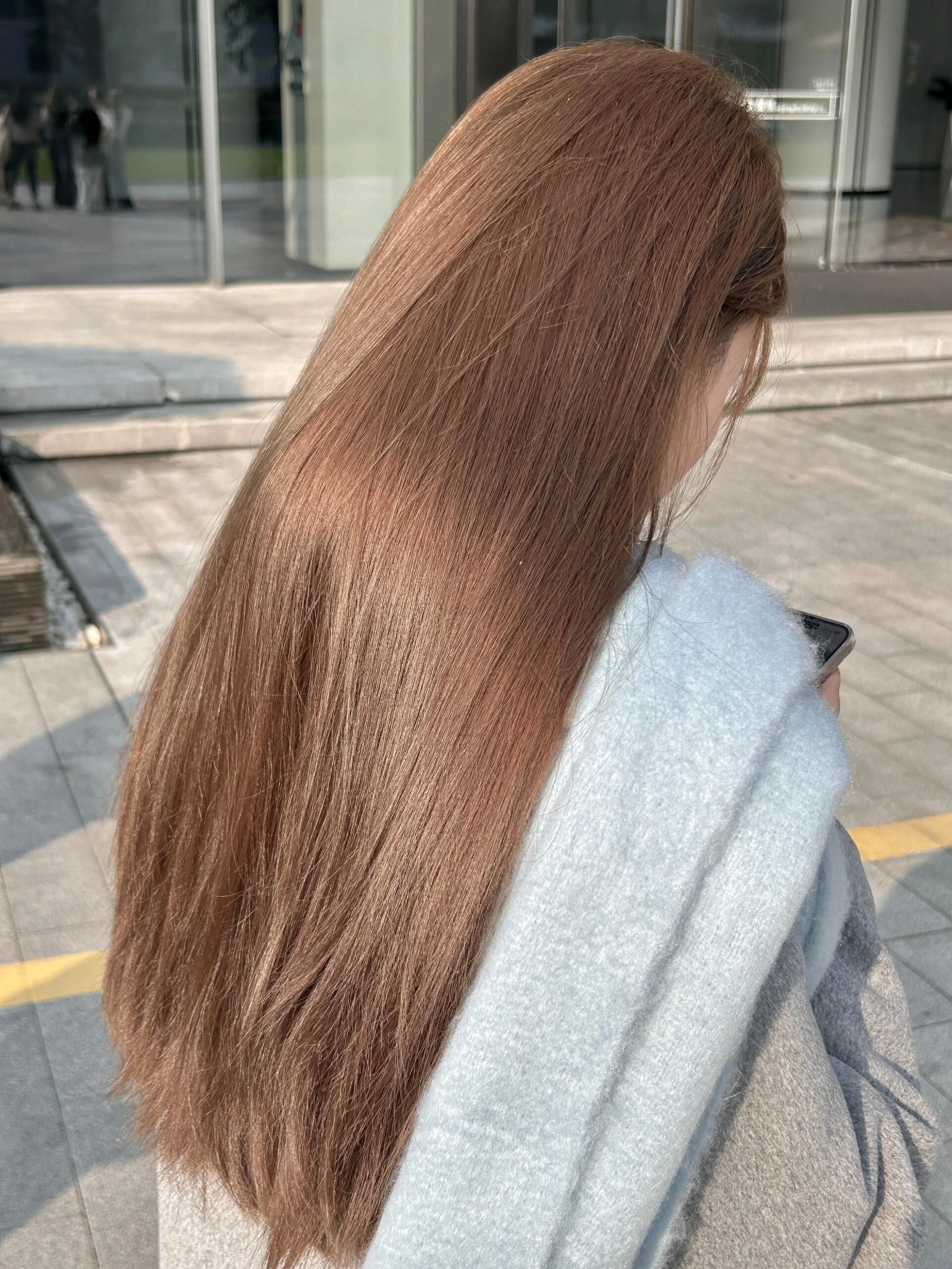 没想到养尊处优的气质居然可以是发色给的,这个栗棕色真的显得头发