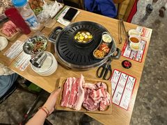 -江南猪肉商会无限续吃(弘大店)