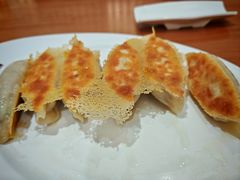 -鲜鲜锅贴(荆山路店)