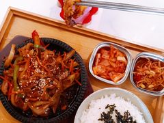 豚肉定食-奇纳百川