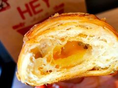 咸蛋黄流心可颂-肯德基(新时代店)