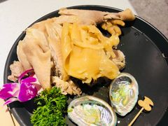 花胶鲍鱼鸡金汤-八珍玉食鸡煲·打边炉(印象城店)