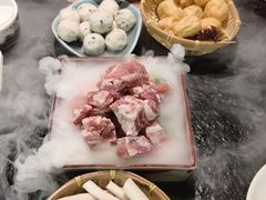 -得意咚瓜·顺德鱼生·冬瓜火锅(深圳首店)