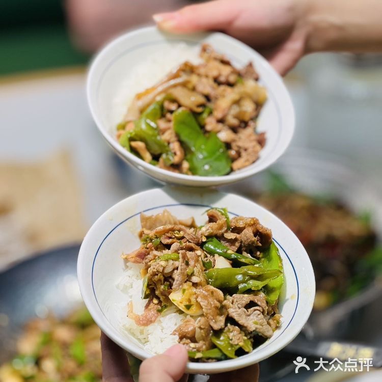 吃到湖南本土的正宗湘菜啦，瞬间吹爆😘