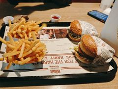 -The Habit Burger Grill 哈比特汉堡(复兴soho店)