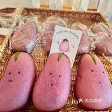卧卧…烟台的小面包🥖，已是next leve