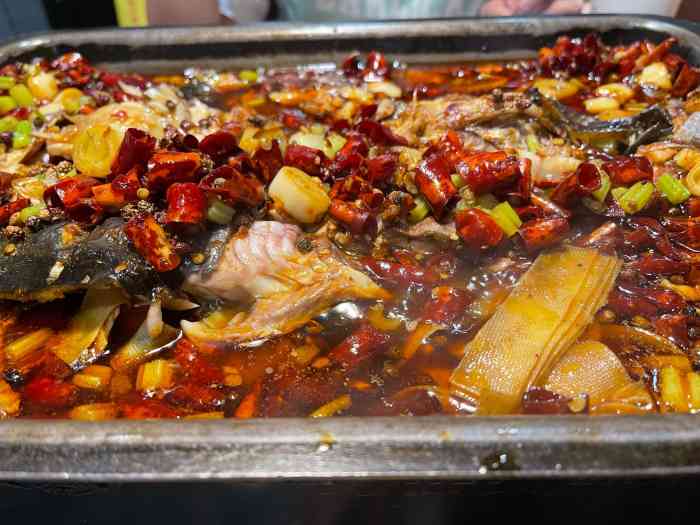 辣尚瘾烤鱼(西城红场店)-"西城红场5楼 天天健身路过能闻到感觉味道.