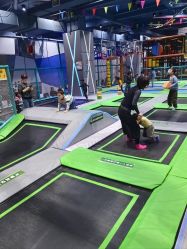 -反弹蹦床公园·亲子乐园·团建·派对(尚品奥莱店)