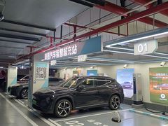 -龙湖虹桥天街购物中心-地下停车场