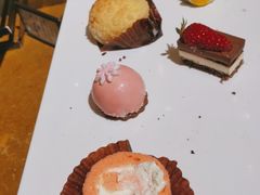 -烟台金海岸希尔顿酒店·開自助餐厅