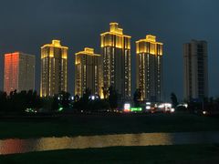 -人杰湖公园(地铁站)
