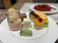 -上海皇廷花园酒店·西餐厅·自助餐