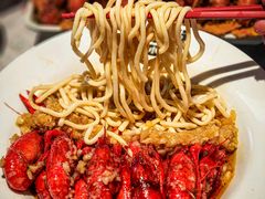 -龙巢盱眙龙虾·牛蛙·烧烤宵夜(八卦岭店)