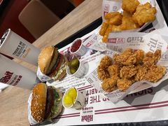 -The Habit Burger Grill 哈比特汉堡(爱琴海店)