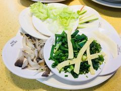 -桥香园云南过桥米线(金马碧鸡店)