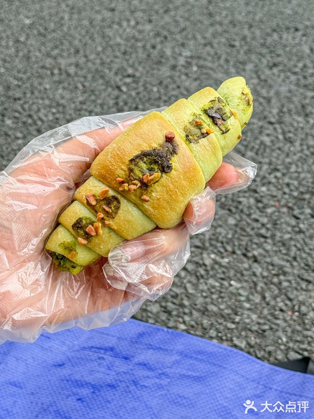 不是！这家面包店也太city了吧🥯 