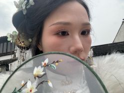 -一揽芳华汉服旗袍体验馆(拙政园店)